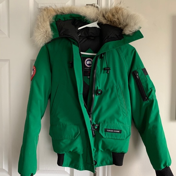 Canada Goose Jackets & Blazers - Canada Goose chilliwack bomber